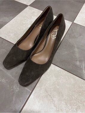 Sam Edelman Dark Brown Suede Pumps